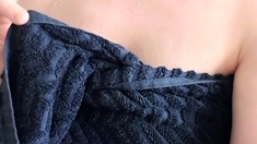 Amateur hottie solo masturbation