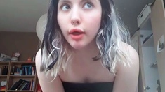 Amateur Webcam Teen Masturbates And Teases