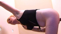 Glory hole fuck big cock