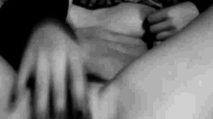 Hot Girl Fingering Her Pussy On Webcam