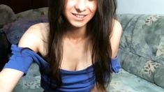 Amateur Webcam Babe Showing Her Sexual Goods