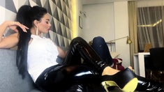 Brunette Solo Webcam Masturbation