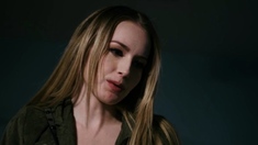 Jessie Let Scarlett Make Her Orgasm